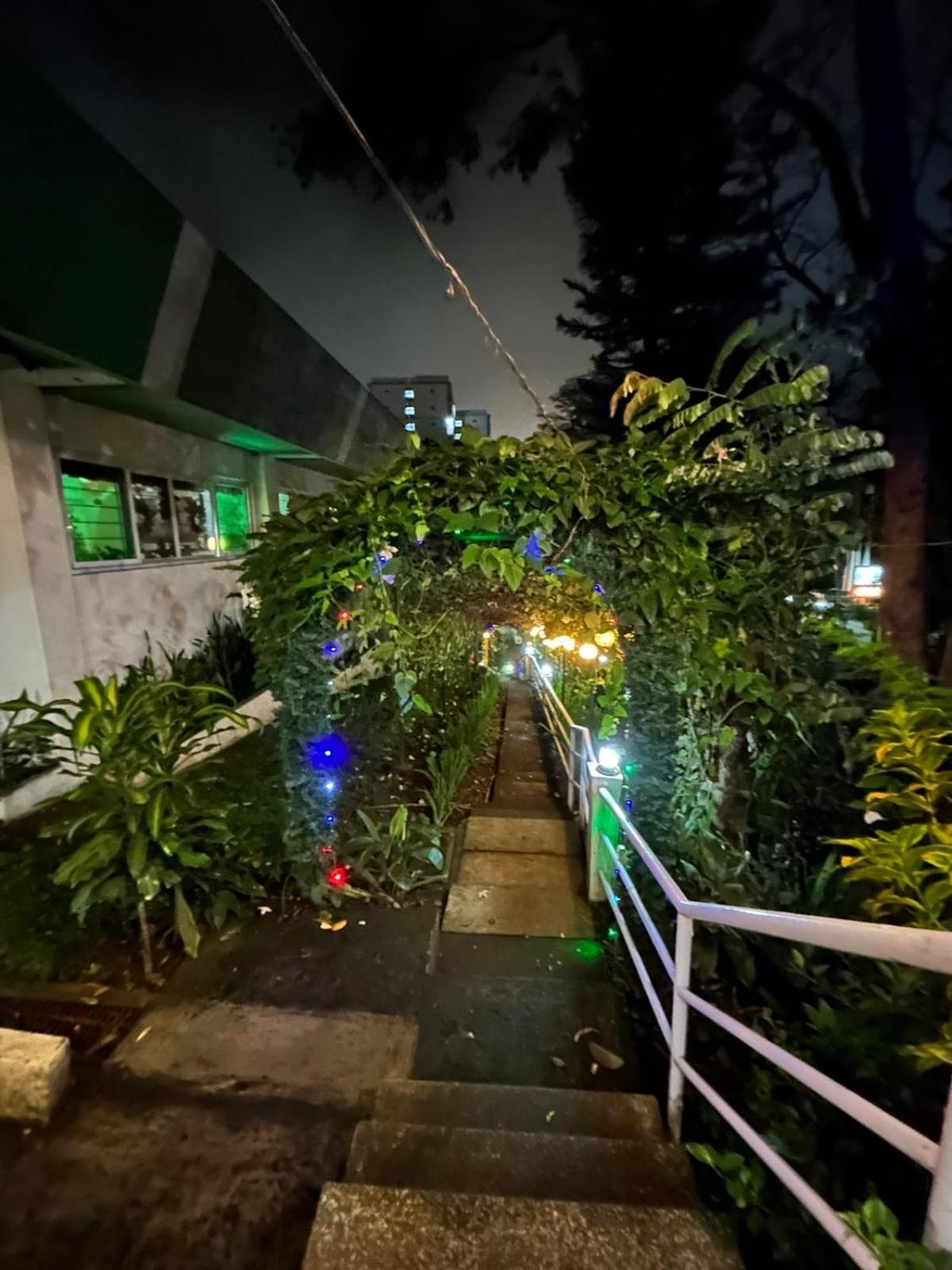 All Care Bed And Breakfast Tagaytay City Εξωτερικό φωτογραφία